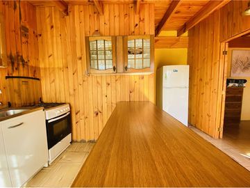 CASA EN VENTA EN ISLA NEGRA A PASOS DE LA PLAYA