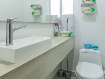 En Venta hermosa casa de 2 pisos en el Country, Jamundi