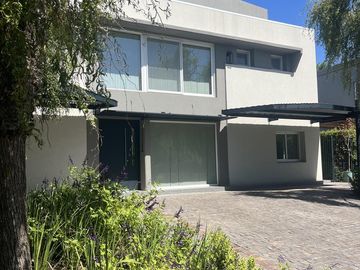 Casa en venta en el Barrio Santa Maria de Tigre