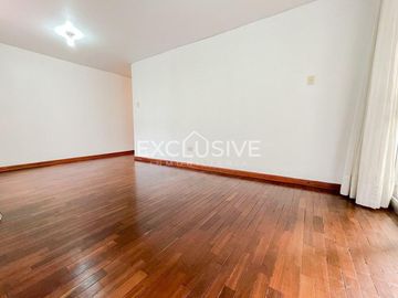 CASA DE 372 m2,05 DORMITORIOS, 02 JARDINES,RICARDO ANGULO, CORPAC, SAN ISIDRO