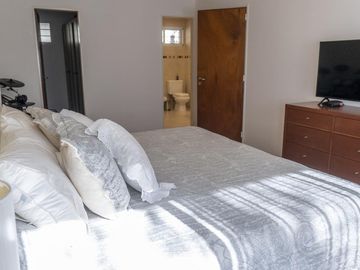 Casa de 4 ambientes con cochera en venta en el Barrio Alemán - Martinez