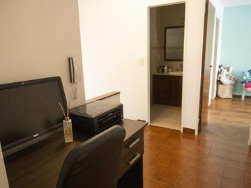 Casa de 4 ambientes con cochera en venta en el Barrio Alemán - Martinez