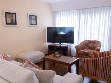 Casa de 4 ambientes con cochera en venta en el Barrio Alemán - Martinez