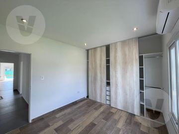 Casa en venta - Barrio San Felipe, Canning