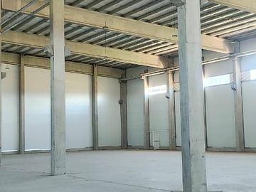 Nave Industrial en Funes