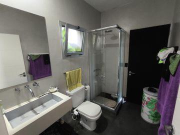 VENTA CASA SAN SEBASTIAN AREA 1 -