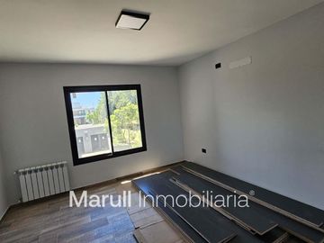 Duplex en venta 3 dormitorios La Calandria