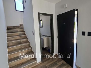 Duplex en venta 3 dormitorios La Calandria