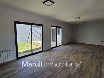 Duplex en venta 3 dormitorios La Calandria