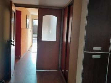 Casa en venta - 3 Dormitorios 2 Baños - Cochera - 406Mts2 - Ramos Mejía