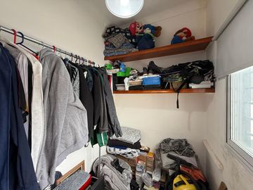 Casa cuatro ambientes con jardin y pileta a la venta en Crucecita Avellaneda
