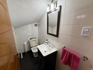 Casa cuatro ambientes con jardin y pileta a la venta en Crucecita Avellaneda