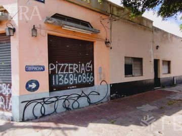 Venta casa 3 ambientes con cochera en Sarandi