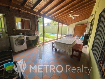 Casa en Venta 4 ambientes en Quilmes Oeste