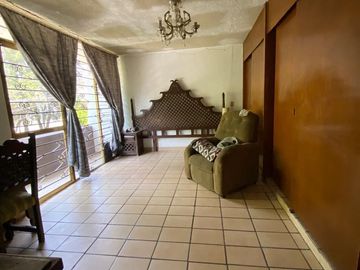 CASA EN VENTA RESIDENCIAL REVOLUCIÓN