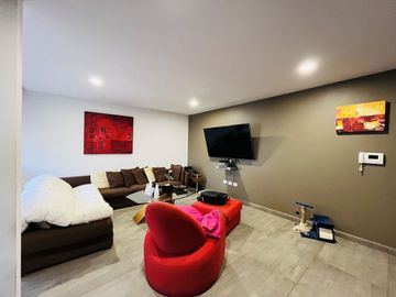 RESIDENCIA EN VENTA TIPO TOSCANO FRENTE A SONATA EN LOMAS DE ANGELÓPOLIS