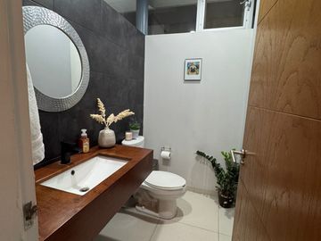 ¡Tu Nuevo Hogar en Nueva Galicia! Estilo, Confort y Seguridad