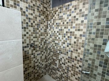 ¡Tu Nuevo Hogar en Nueva Galicia! Estilo, Confort y Seguridad