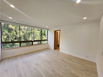 8009995 Arriendo Apartamento en el Poblado Loma del Campestre