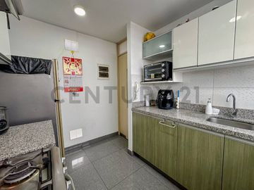 VENTA DE DEPARTAMENTO CON VISTA EXTERNA  EN MAGDALENA DEL MAR
