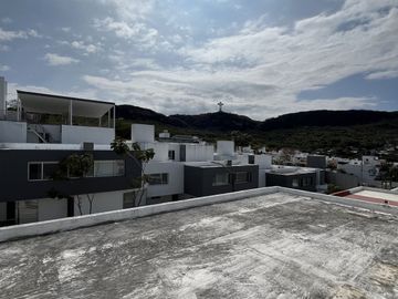 CASA EN VENTA EN FRACCIONAMIENTO PUNTA DIAMANTE