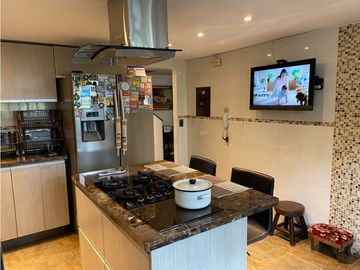 VENTA APARTAMENTO NIZA VIII