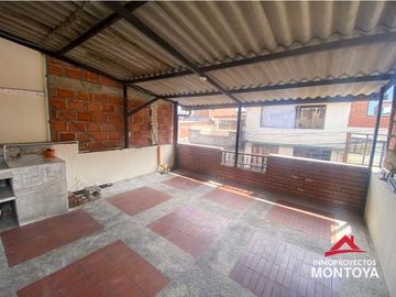 Casa independiente en Samaria, Pereira