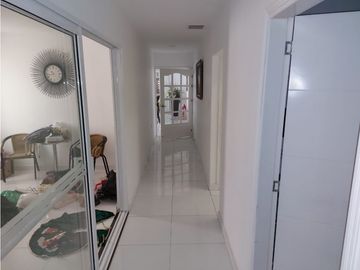 VENTA DE CASA EN LOS ALZARES ACABADOS DE LUJO