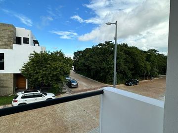 Casa en Venta en Arbolada - Cancún