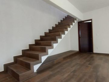Casa en Fraccionamiento Lomas de la Rioja, Veracruz