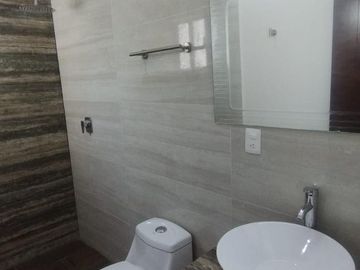 Casa en Fraccionamiento Lomas de la Rioja, Veracruz