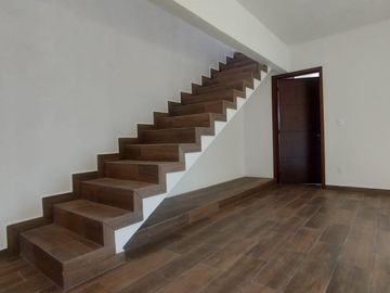 Casa en Fraccionamiento Lomas de la Rioja, Veracruz