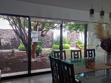 VENTA DE CASA EN CORREGIDORA