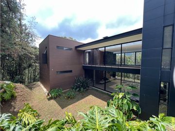 Luxury Home available for rent in Las Palmas Medellin