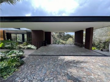 Luxury Home available for rent in Las Palmas Medellin