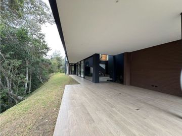 Luxury Home available for rent in Las Palmas Medellin