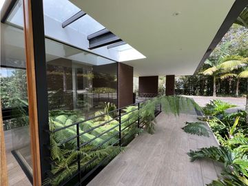 Luxury Home available for rent in Las Palmas Medellin