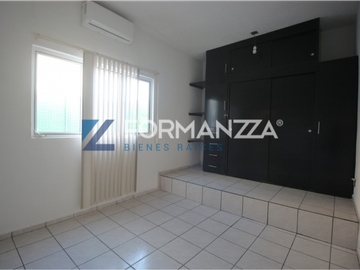 Casa en Venta en Colinas del Sol, Villa de lvarez, Colima