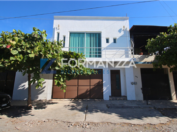 Casa en Venta en Colinas del Sol, Villa de lvarez, Colima