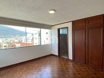DEPARTAMENTO EN VENTA SECTOR GONZALEZ SUAREZ