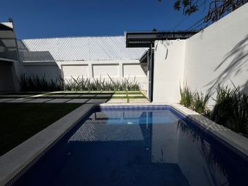 Estrene casa moderna