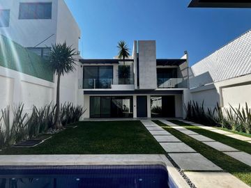 Estrene casa moderna