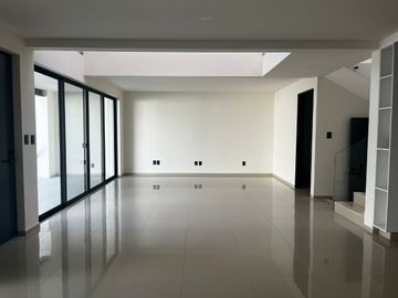 Estrene casa moderna