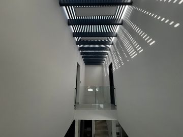 Estrene casa moderna