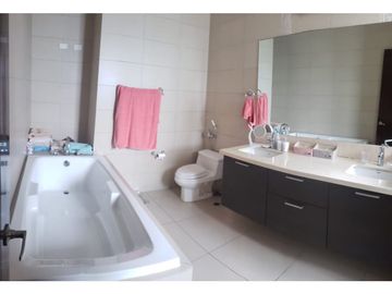 SE VENDE MODERNO APARTAMENTO PH DUPONT - PUNTA PACIFICA