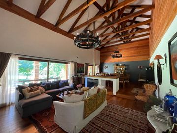Se vende espectacular casa en Talca