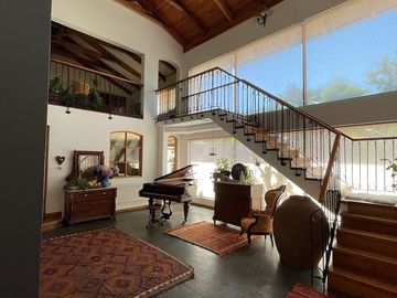 Se vende espectacular casa en Talca