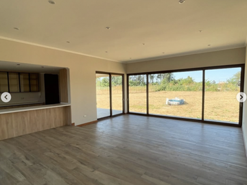 Se vende Preciosa casa en Condominio, sector oriente Talca