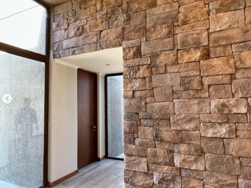 Se vende Preciosa casa en Condominio, sector oriente Talca