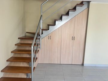 Venta De Amplio Duplex En Jesus Maria